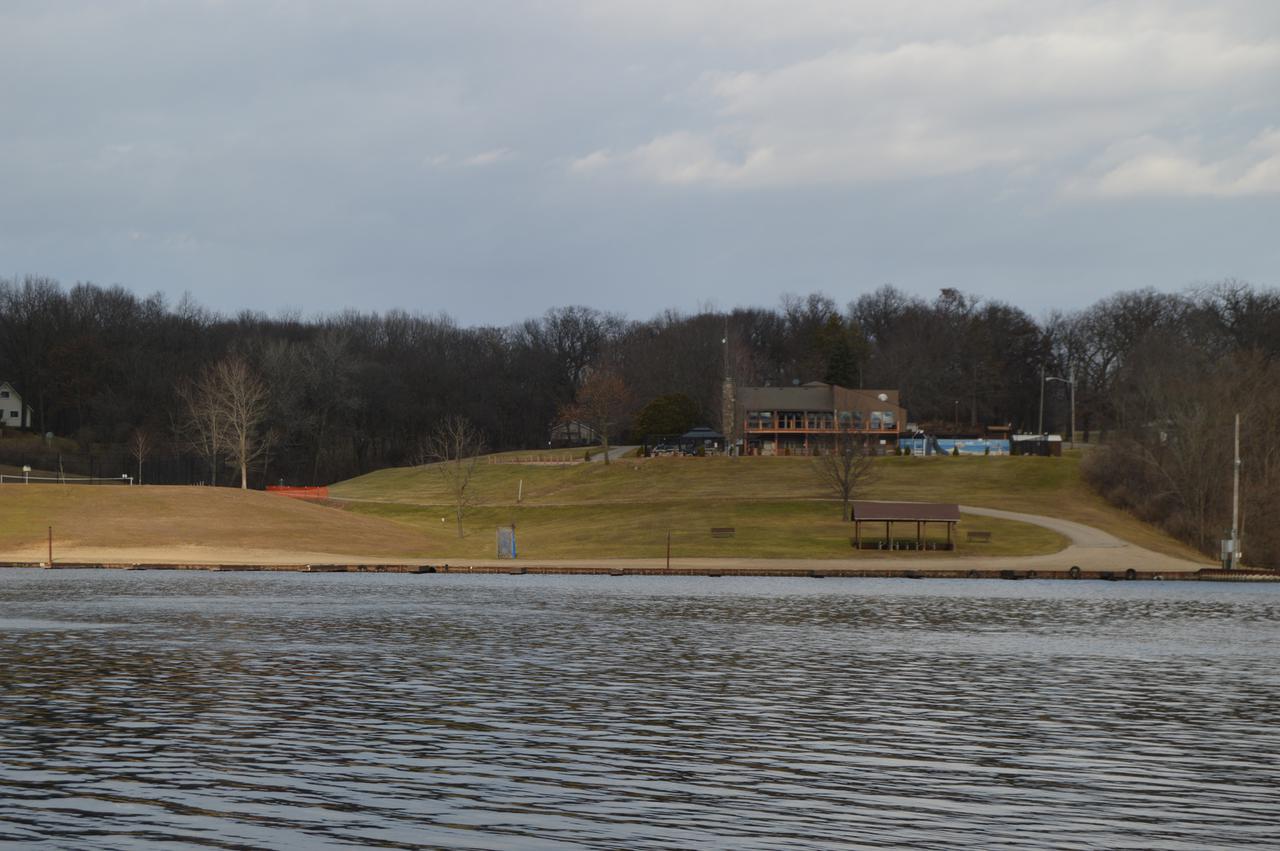 18 Magnolia Ct., Putnam, IL 61560
