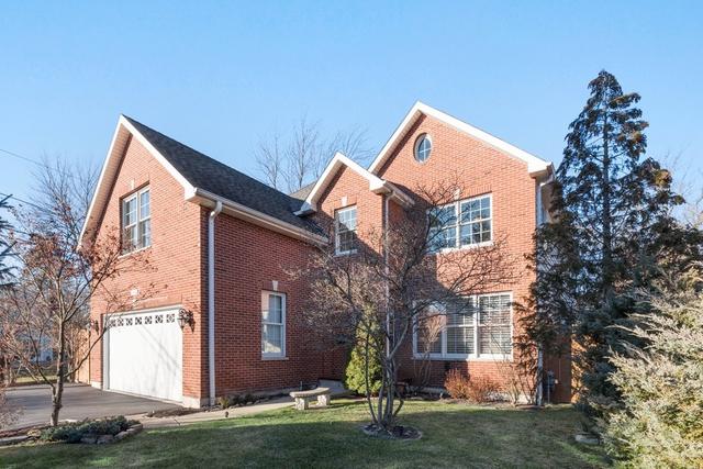 1160 Linden Ave., Deerfield, IL 60015