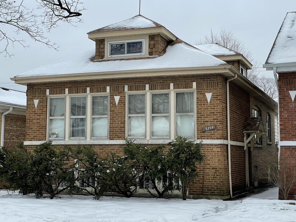 5715 N Merrimac Ave., Chicago, IL 60646
