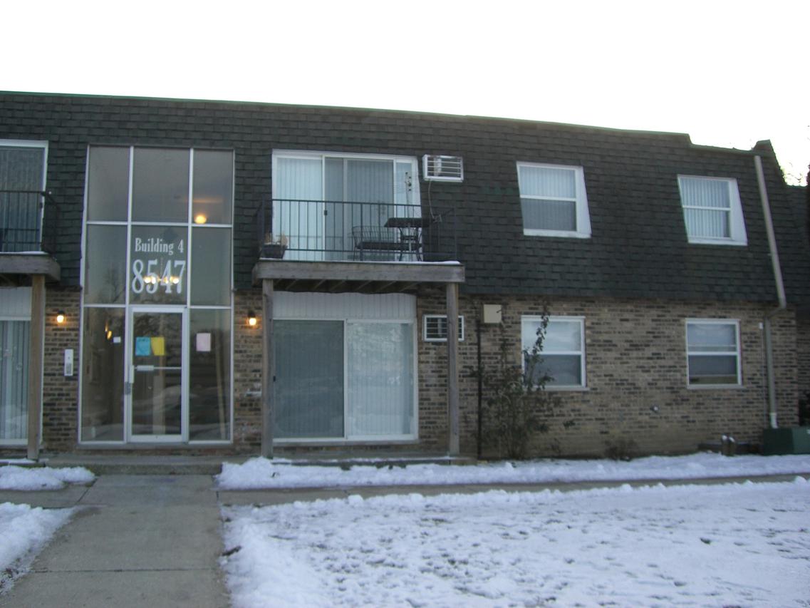 8547 W 102nd Ter. #310, Palos Hills, IL 60465
