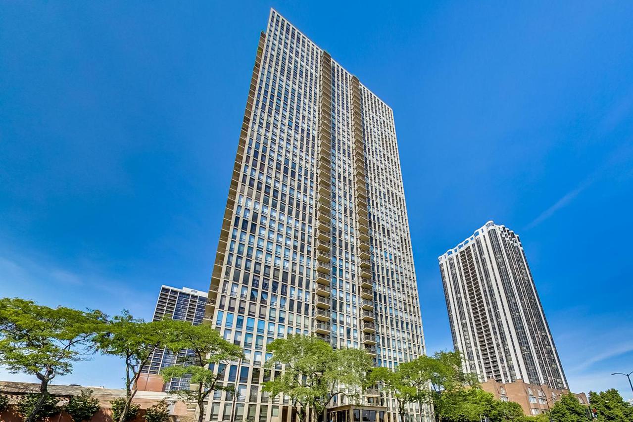1660 N Lasalle Dr. #3608, Chicago, IL 60614