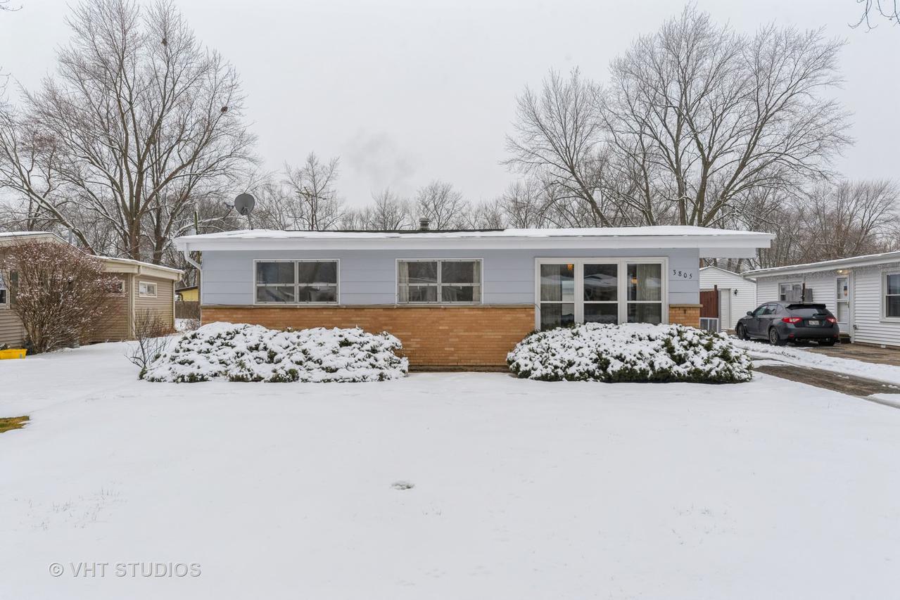 3805 Bluebird Ln., Rolling Meadows, IL 60008