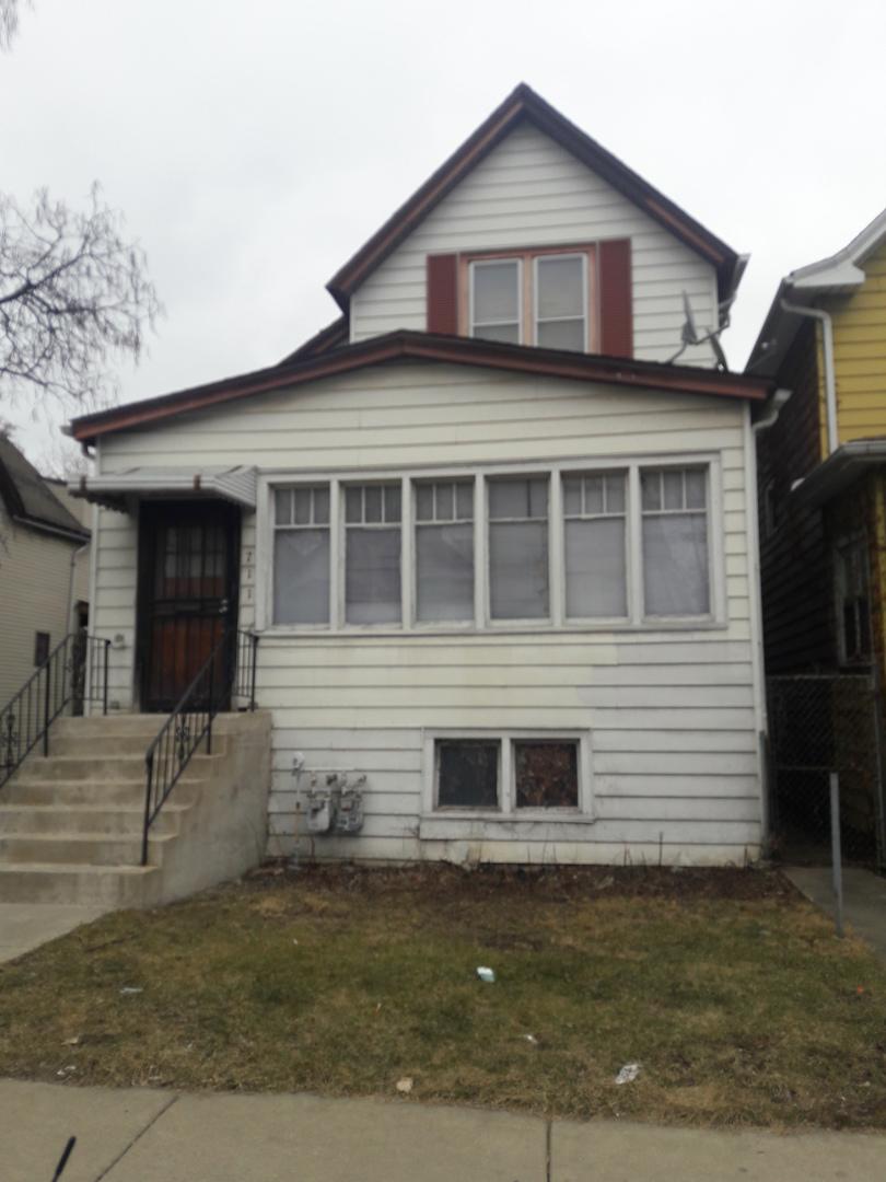 711 N Laramie Ave., Chicago, IL 60644