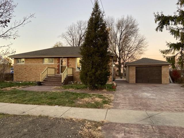 7040 W 81st Pl., Burbank, IL 60459