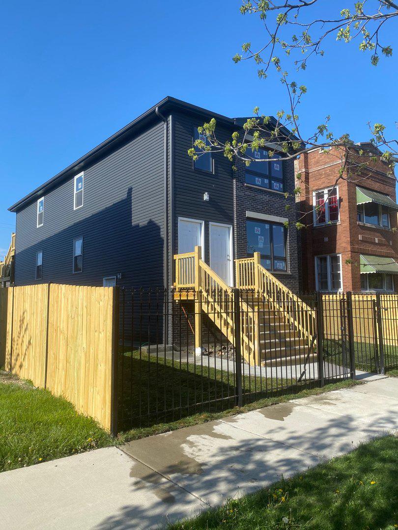 5222 W Crystal St., Chicago, IL 60651