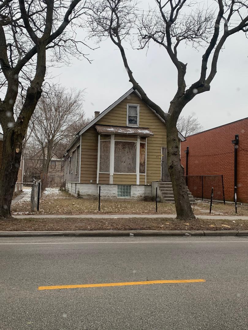 210 W 111th St., Chicago, IL 60628
