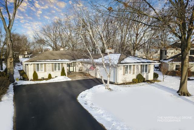 220 Oxford Ct., Naperville, IL 60540