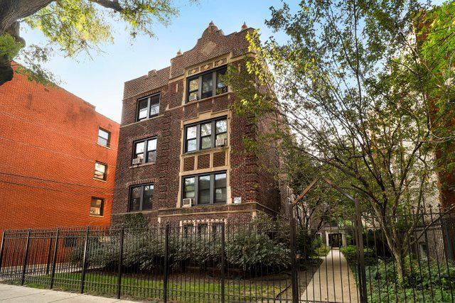 2015 W Farragut Ave. #1, Chicago, IL 60625