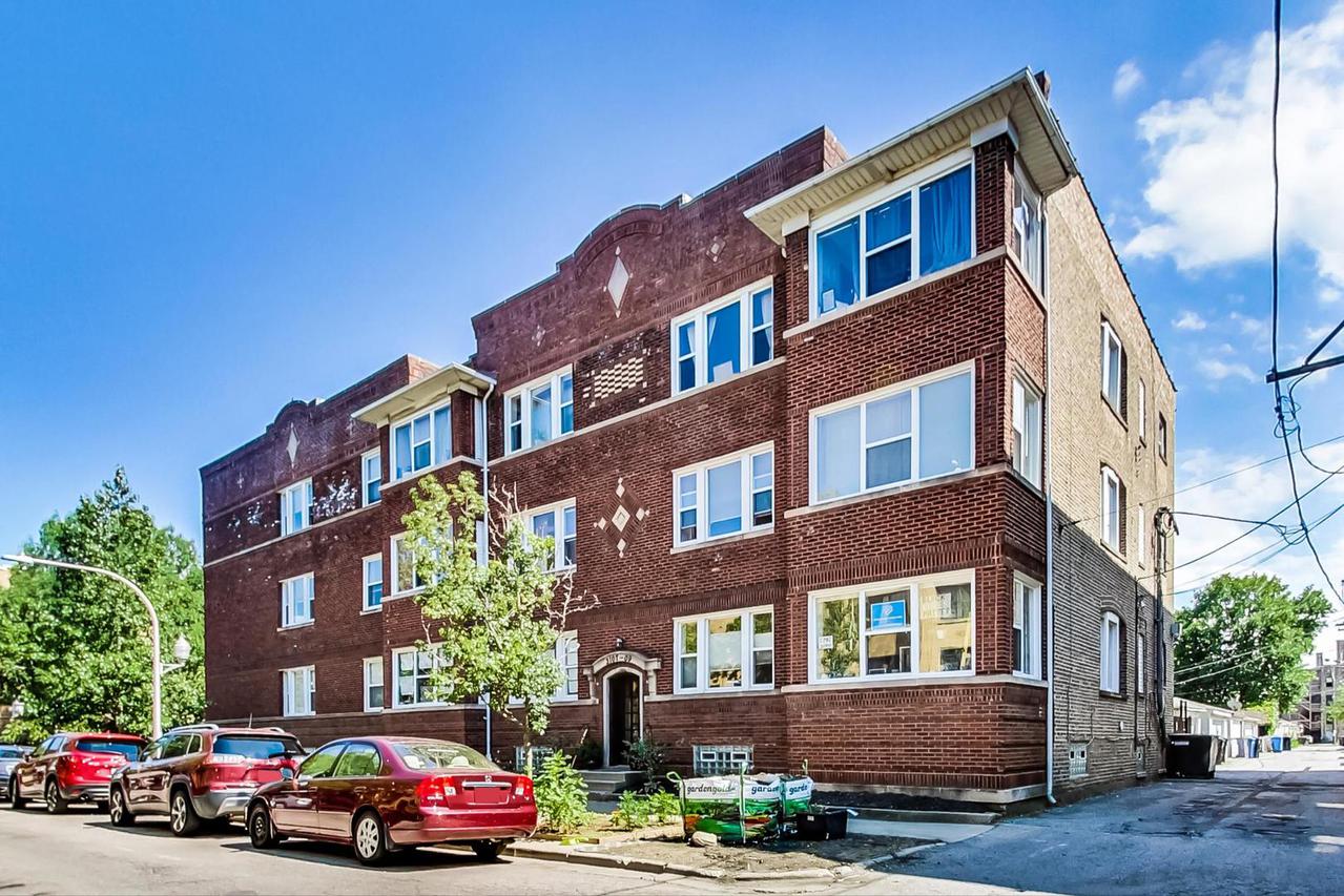 3107 W Sunnyside Ave. #2, Chicago, IL 60625