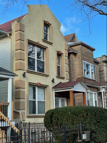 2712 N Mozart St., Chicago, IL 60647