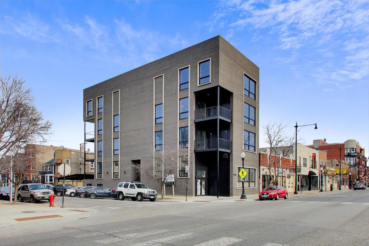 3024 W Irving Park Rd. #3N, Chicago, IL 60618