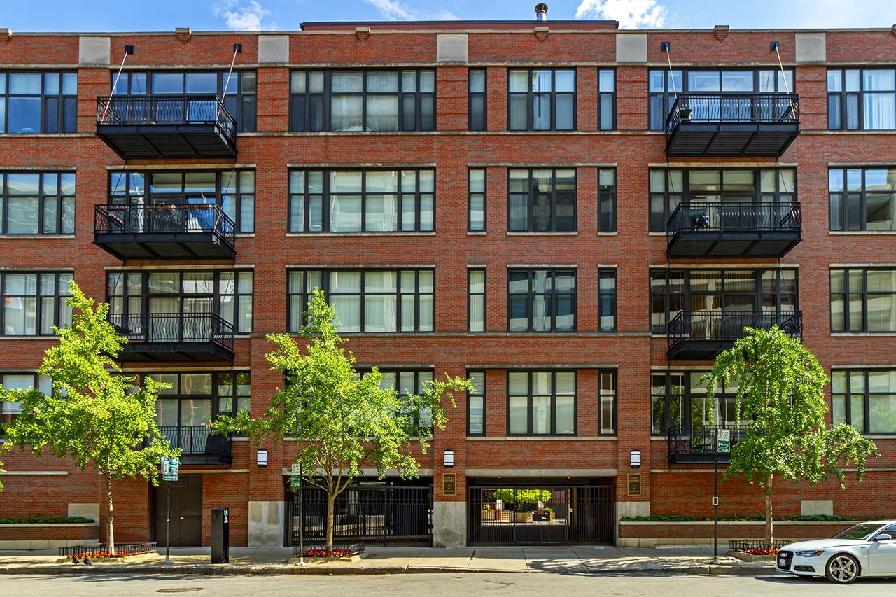 333 W Hubbard St. #4N, Chicago, IL 60654