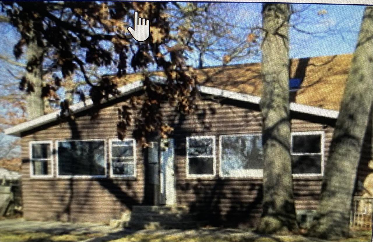 33681 N Lake Shore Dr., Grayslake, IL 60030