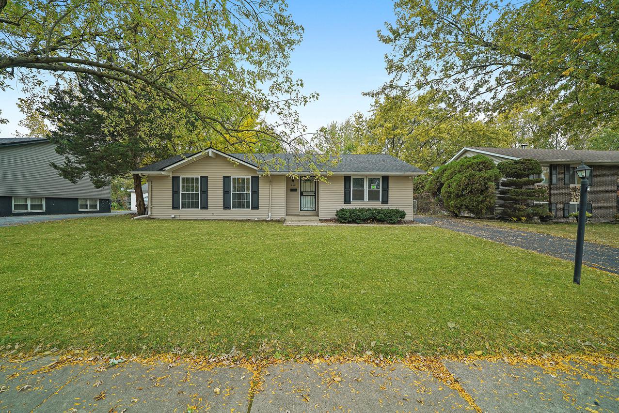 946 Harvard Ln., Matteson, IL 60443