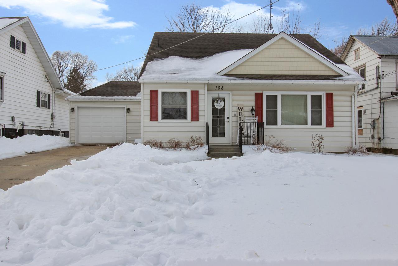 108 S First, Pearl City, IL 61062