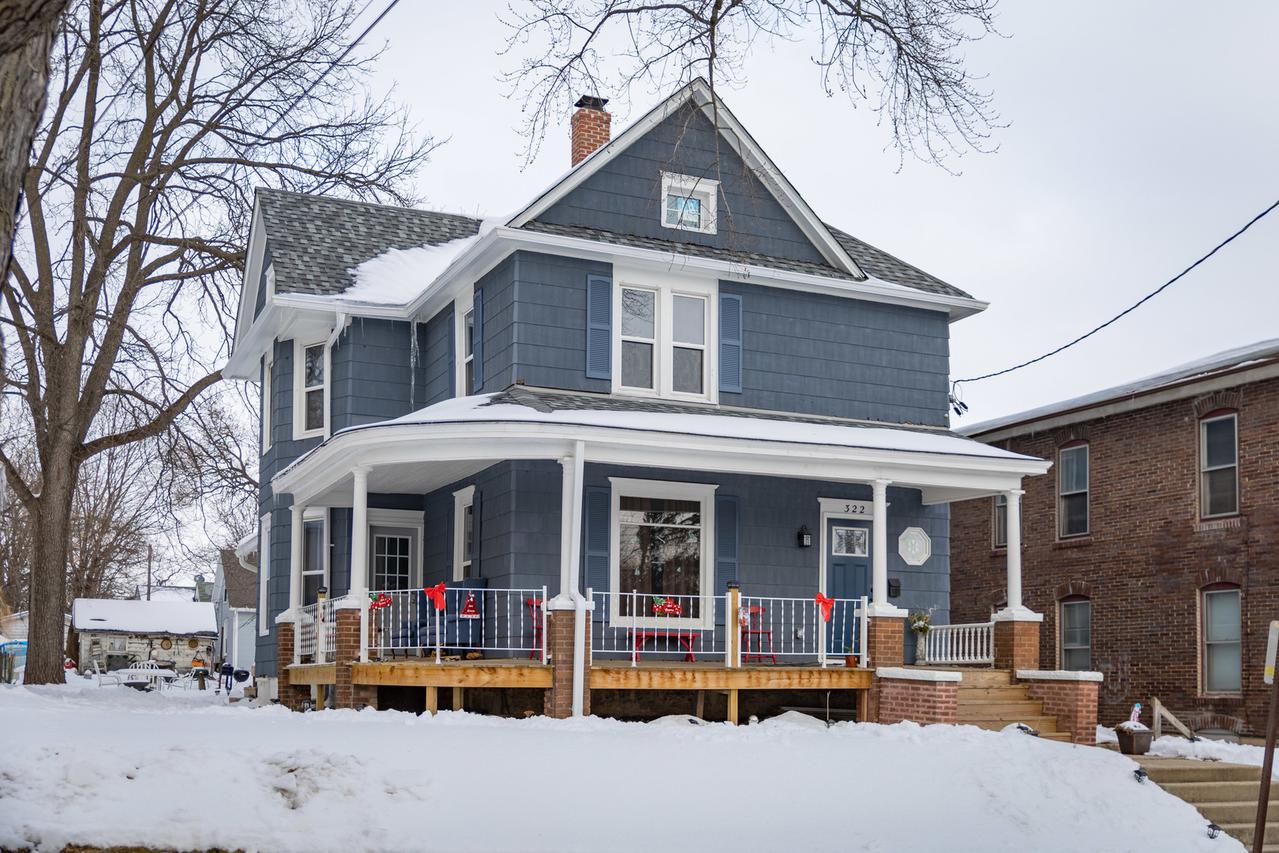 322 E Empire St., Freeport, IL 61032