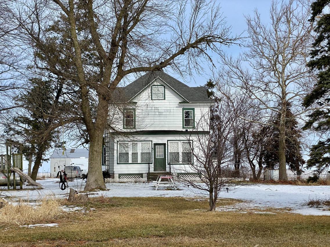 17761 E 2900 North Rd., Odell, IL 60460