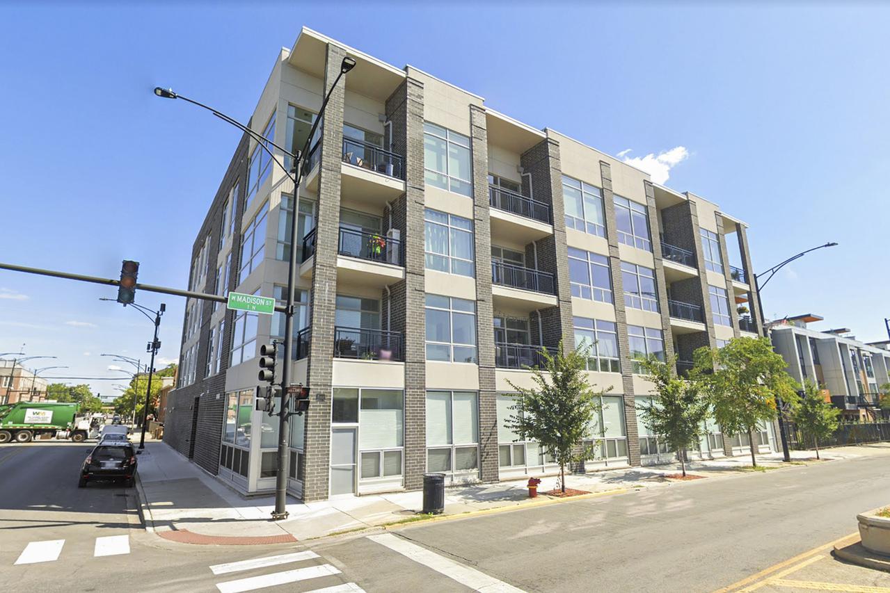 5 N Oakley Blvd. #301, Chicago, IL 60612