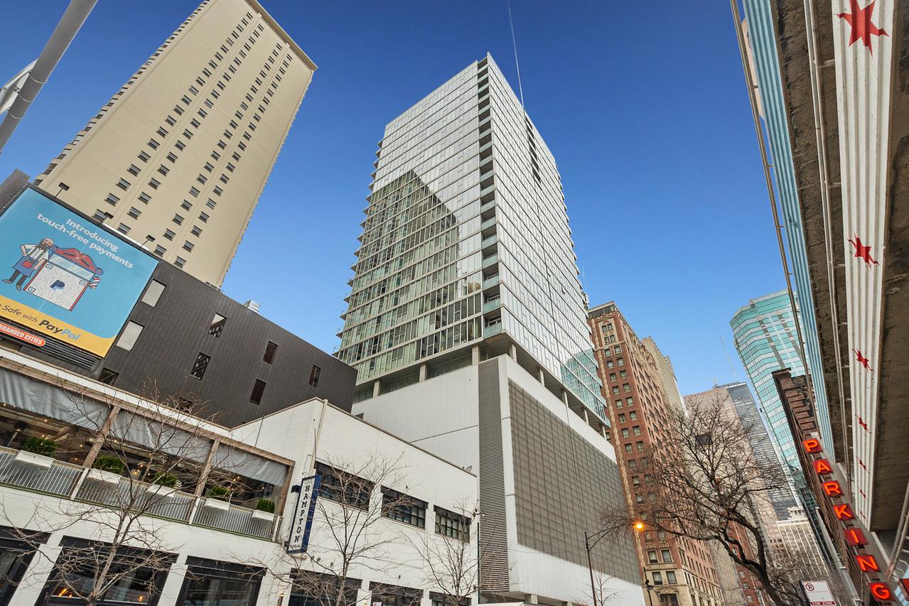 550 N Saint Clair St. #2602, Chicago, IL 60611