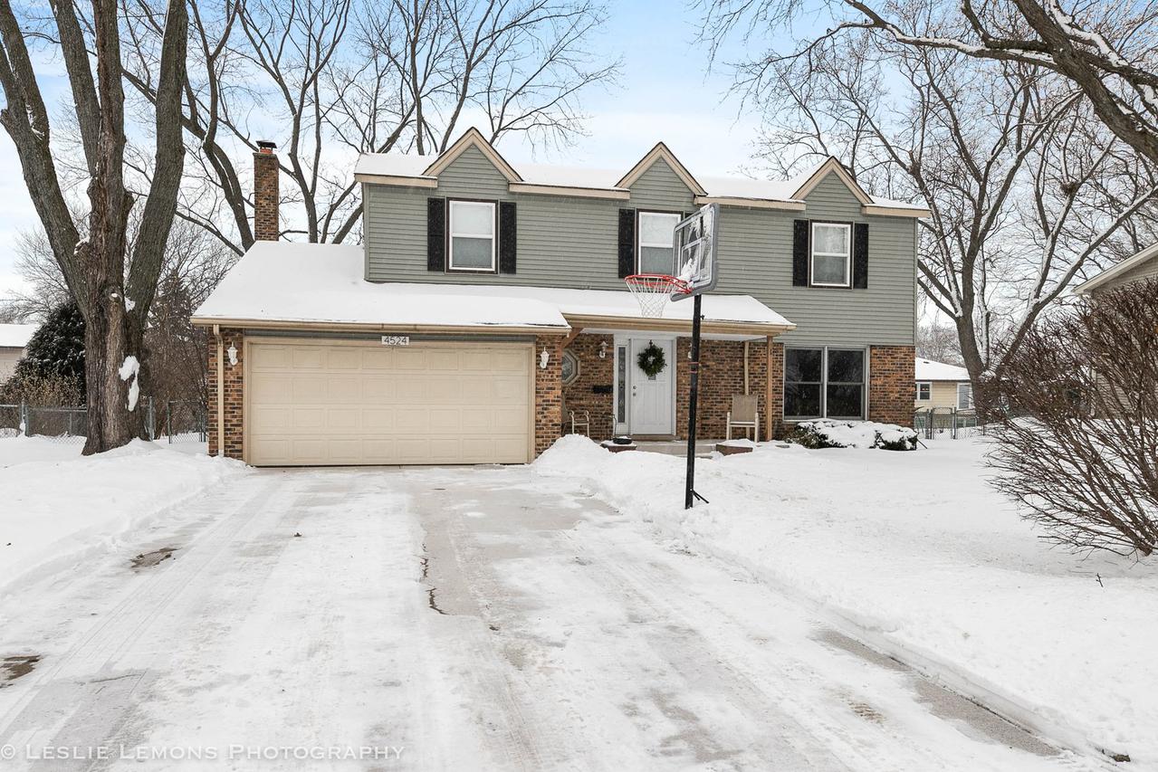 4524 Blackhawk Ln., Lisle, IL 60532