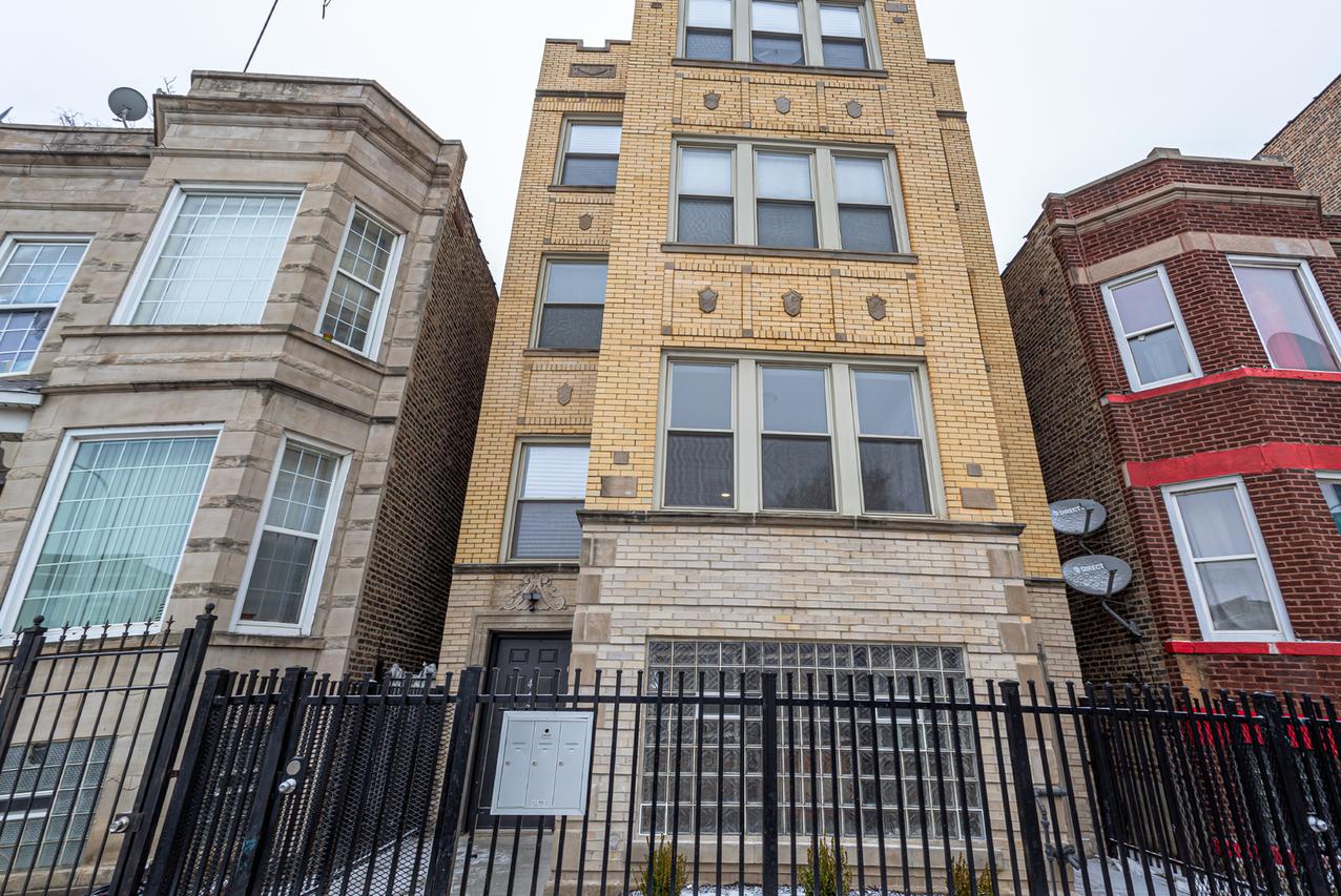 4432 W Jackson Blvd., Chicago, IL 60624