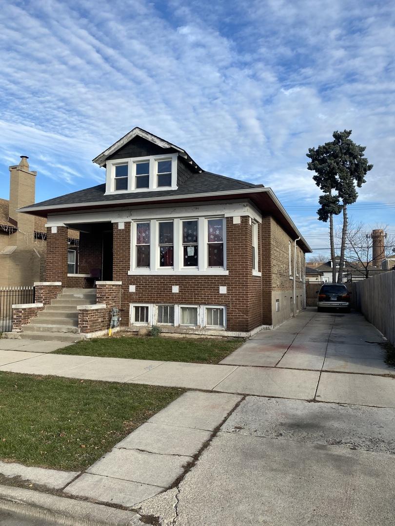 6533 S Whipple St., Chicago, IL 60629