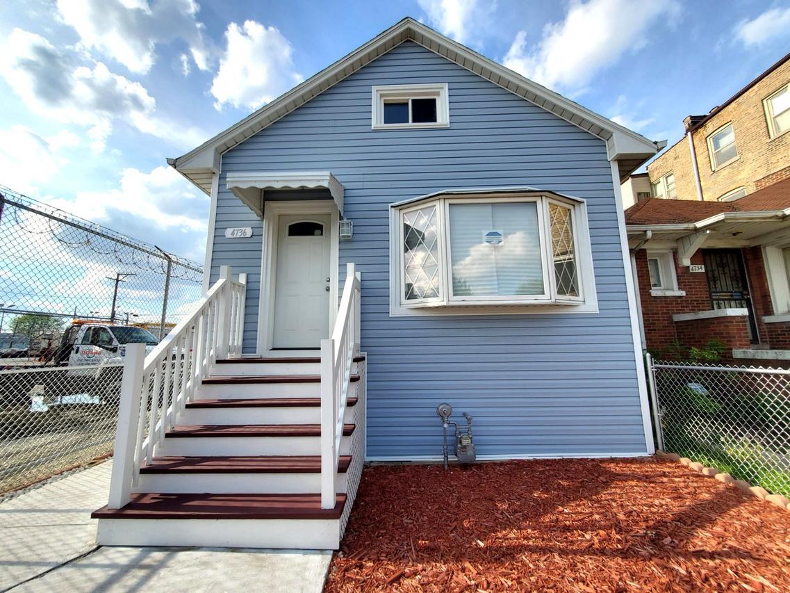 4736 W Addison St., Chicago, IL 60641