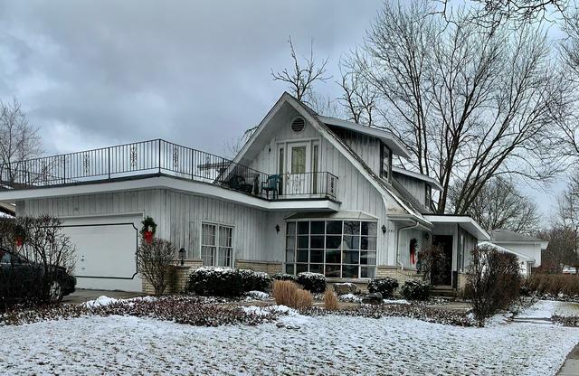 140 N Edgewood Ave., La Grange, IL 60525