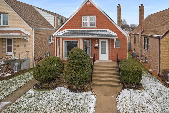 5304 S Narragansett Ave., Chicago, IL 60638