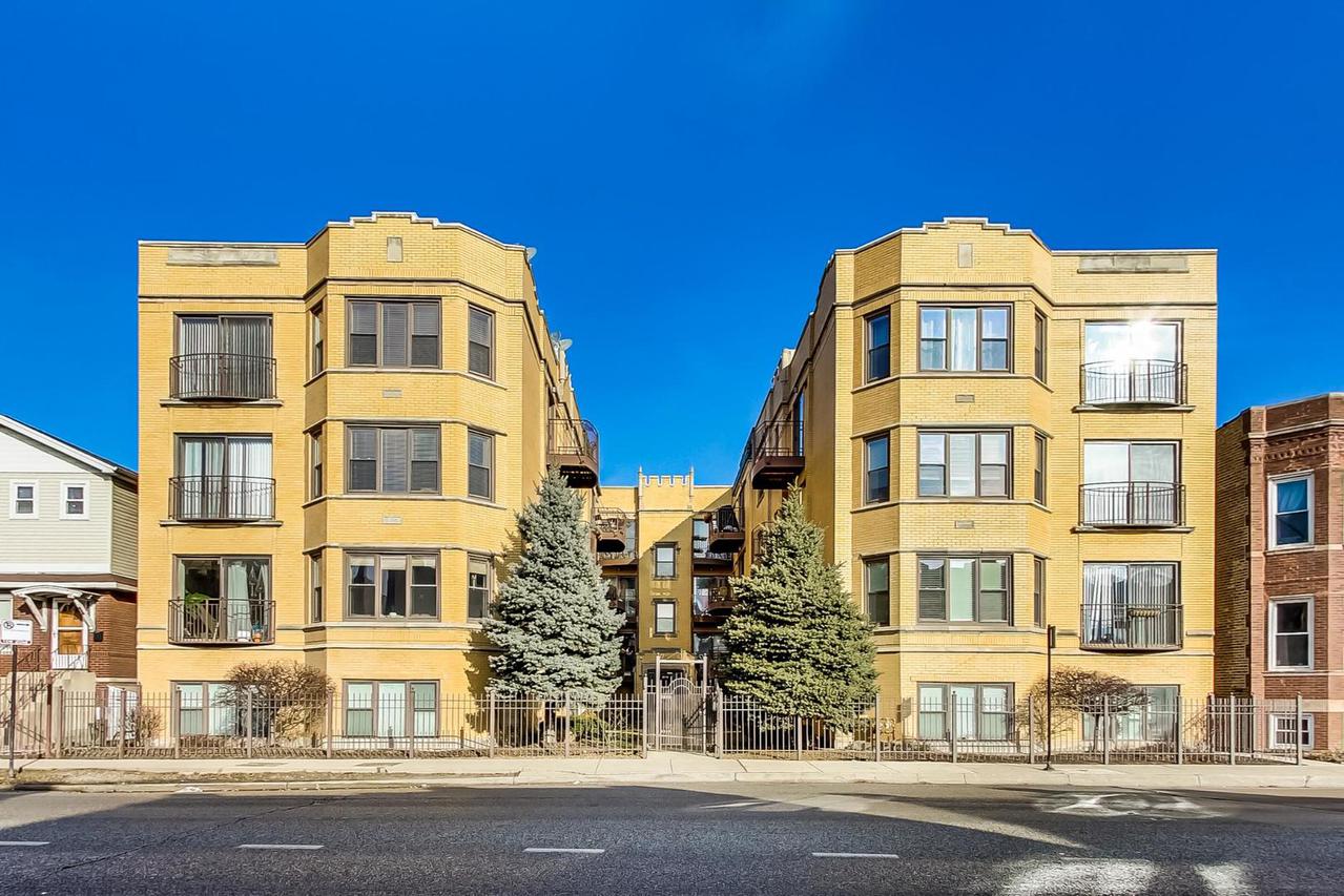 3012 W Addison St. #4S, Chicago, IL 60618