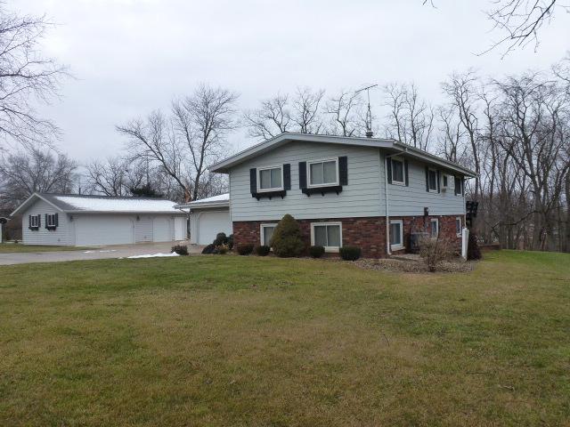 7147 Richland Dr., Clinton, IL 61727