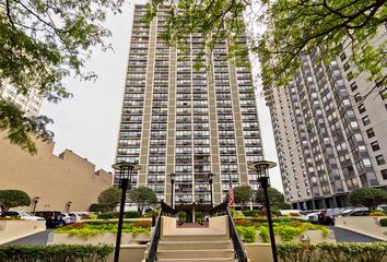 5733 N Sheridan Rd. #26A, Chicago, IL 60660