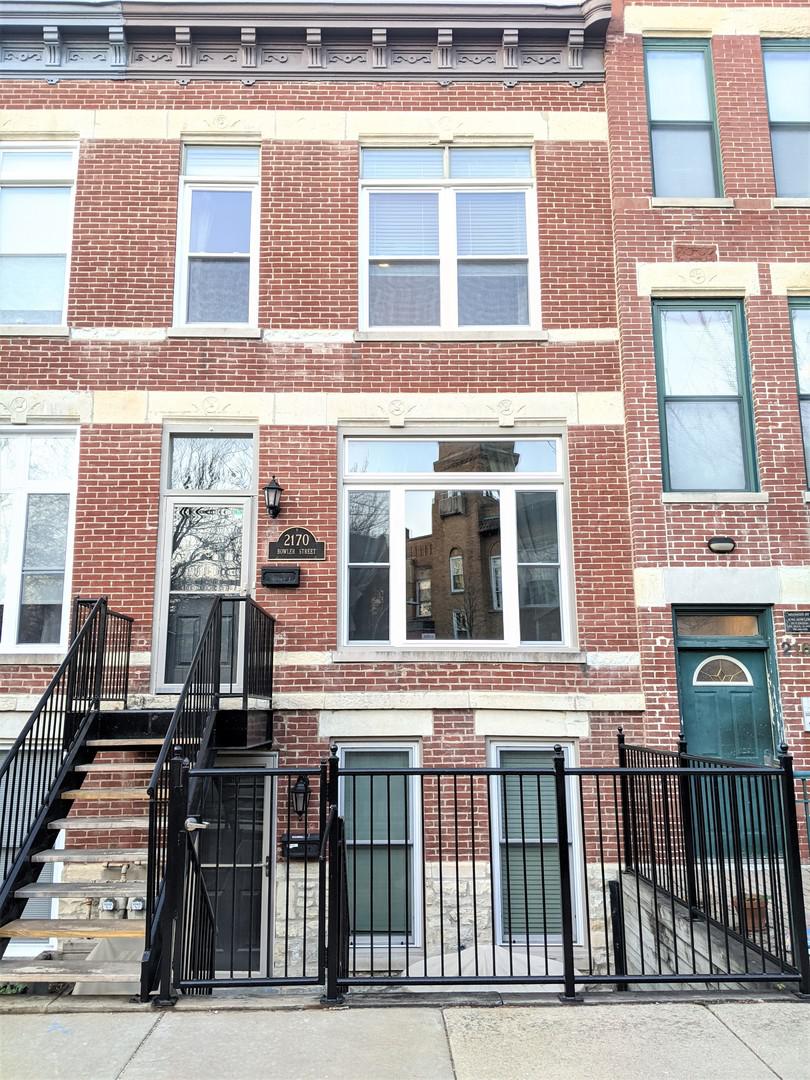 2170 W Bowler St., Chicago, IL 60612