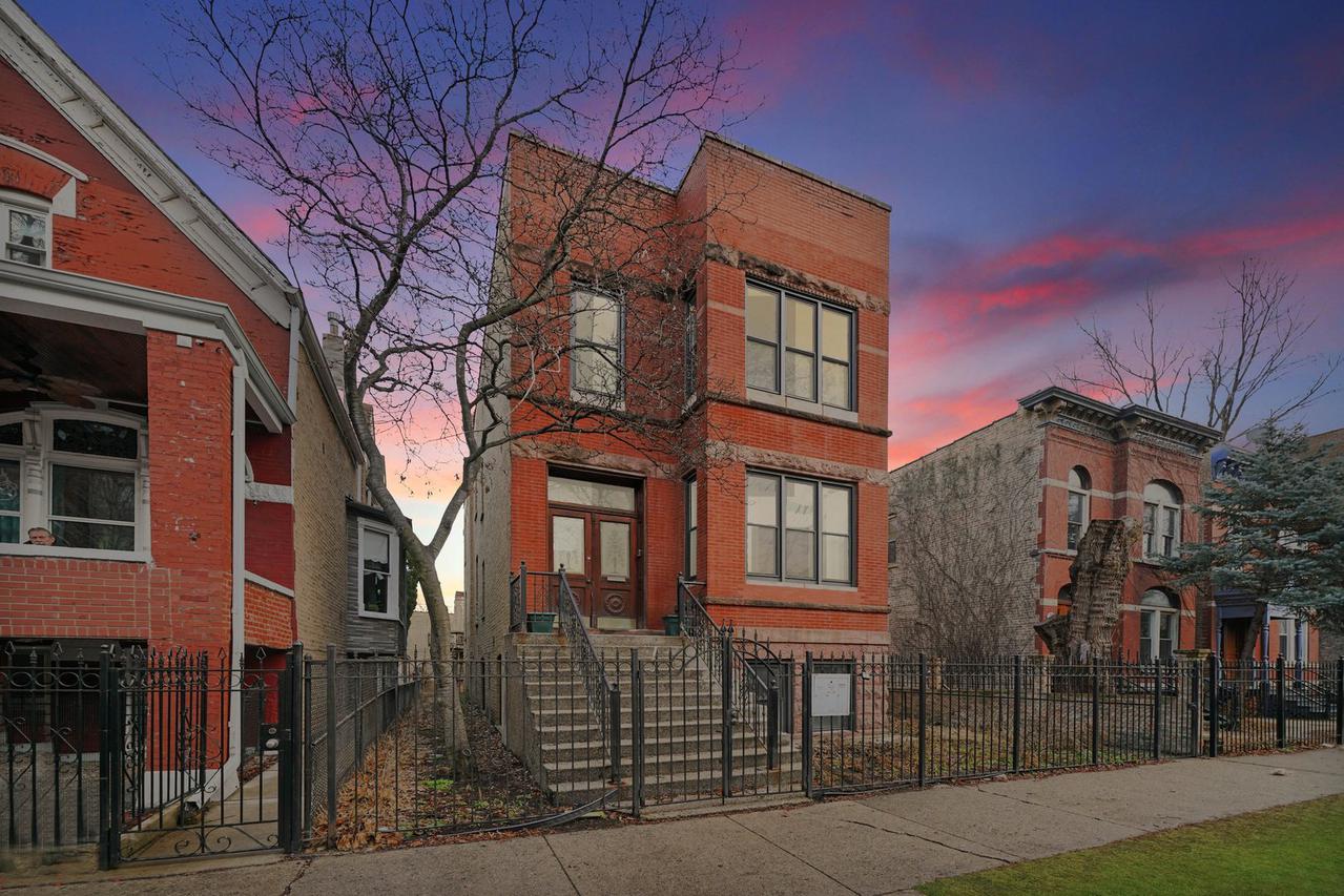 1243 N Hoyne Ave., Chicago, IL 60622