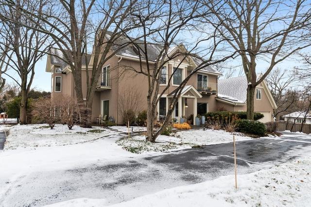 1125 Elm Ridge Dr., Glencoe, IL 60022