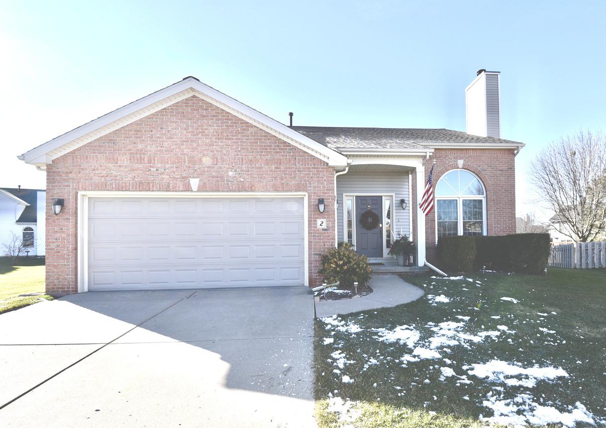2 Valley Brook Ct., Bloomington, IL 61704