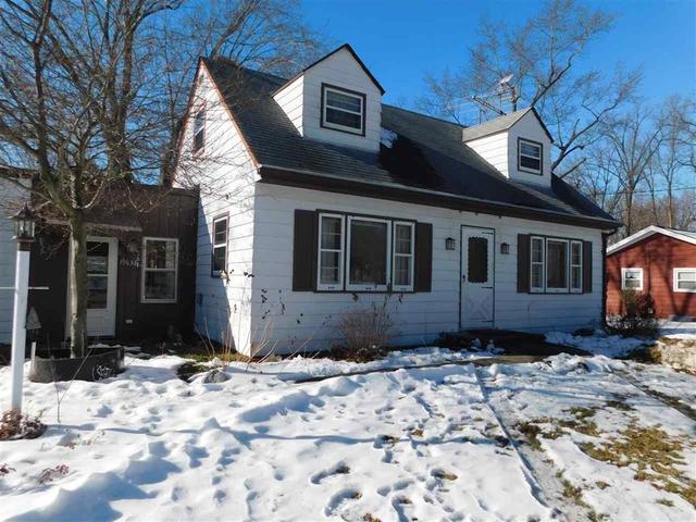 10638 Pearl St., Roscoe, IL 61073