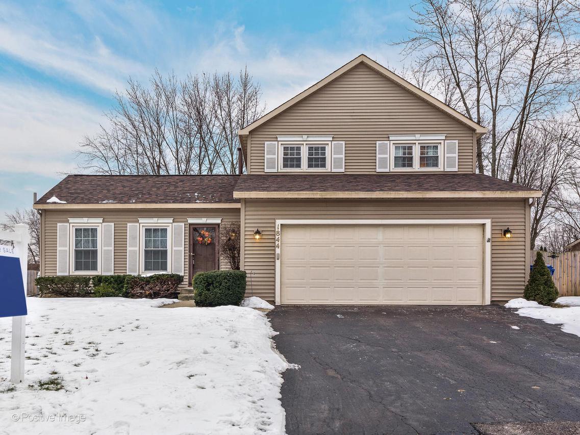 1844 Clydesdale Dr., Wheaton, IL 60189