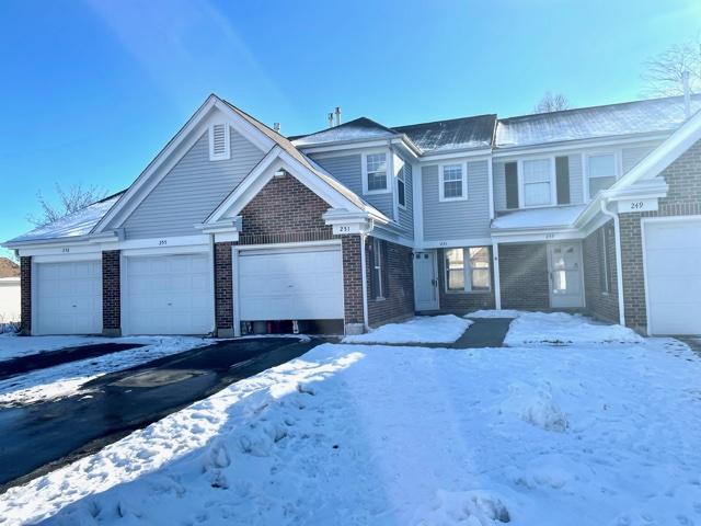 251 Green Knoll Ln., Streamwood, IL 60107