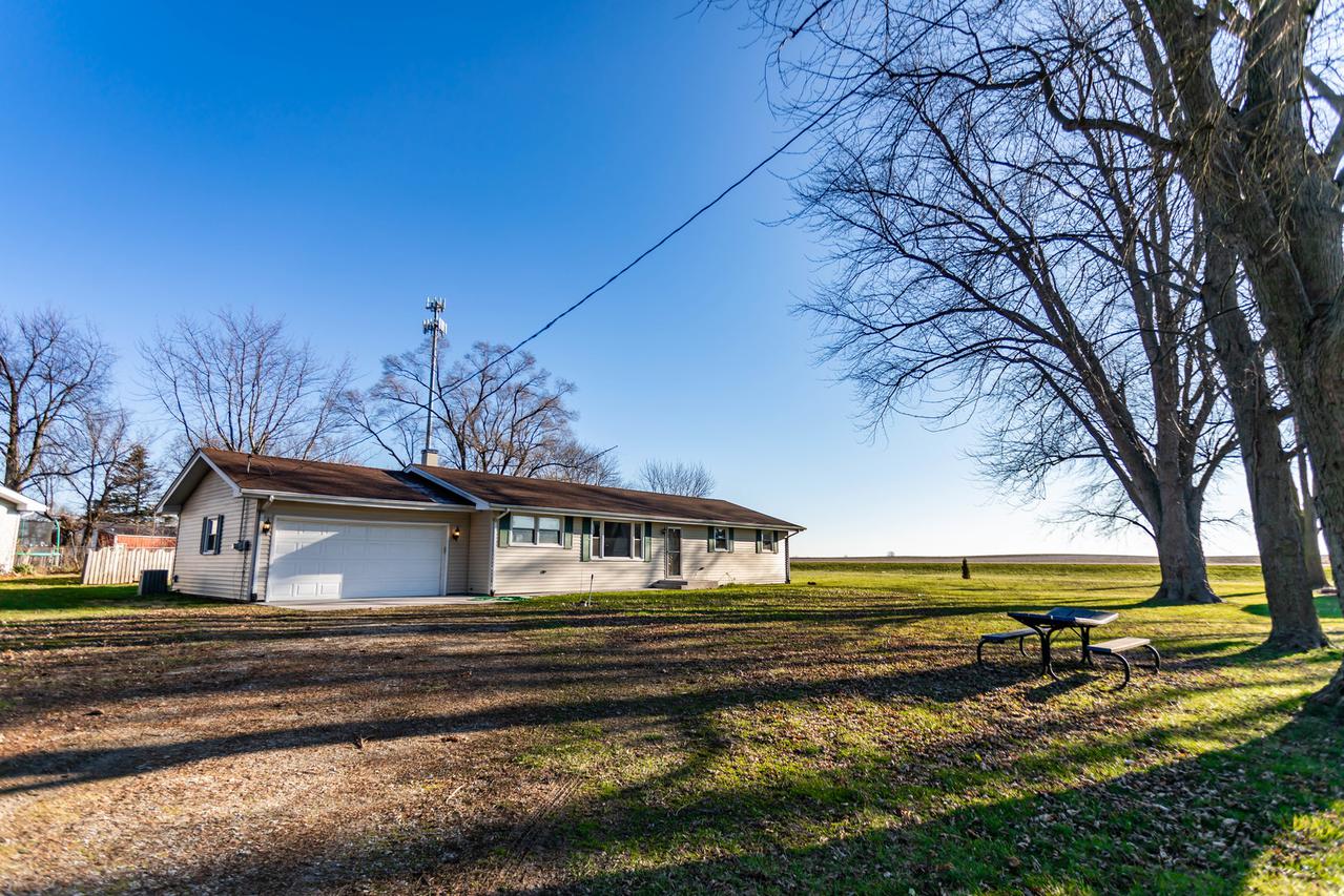 25955 S Tehle Rd., Elwood, IL 60421