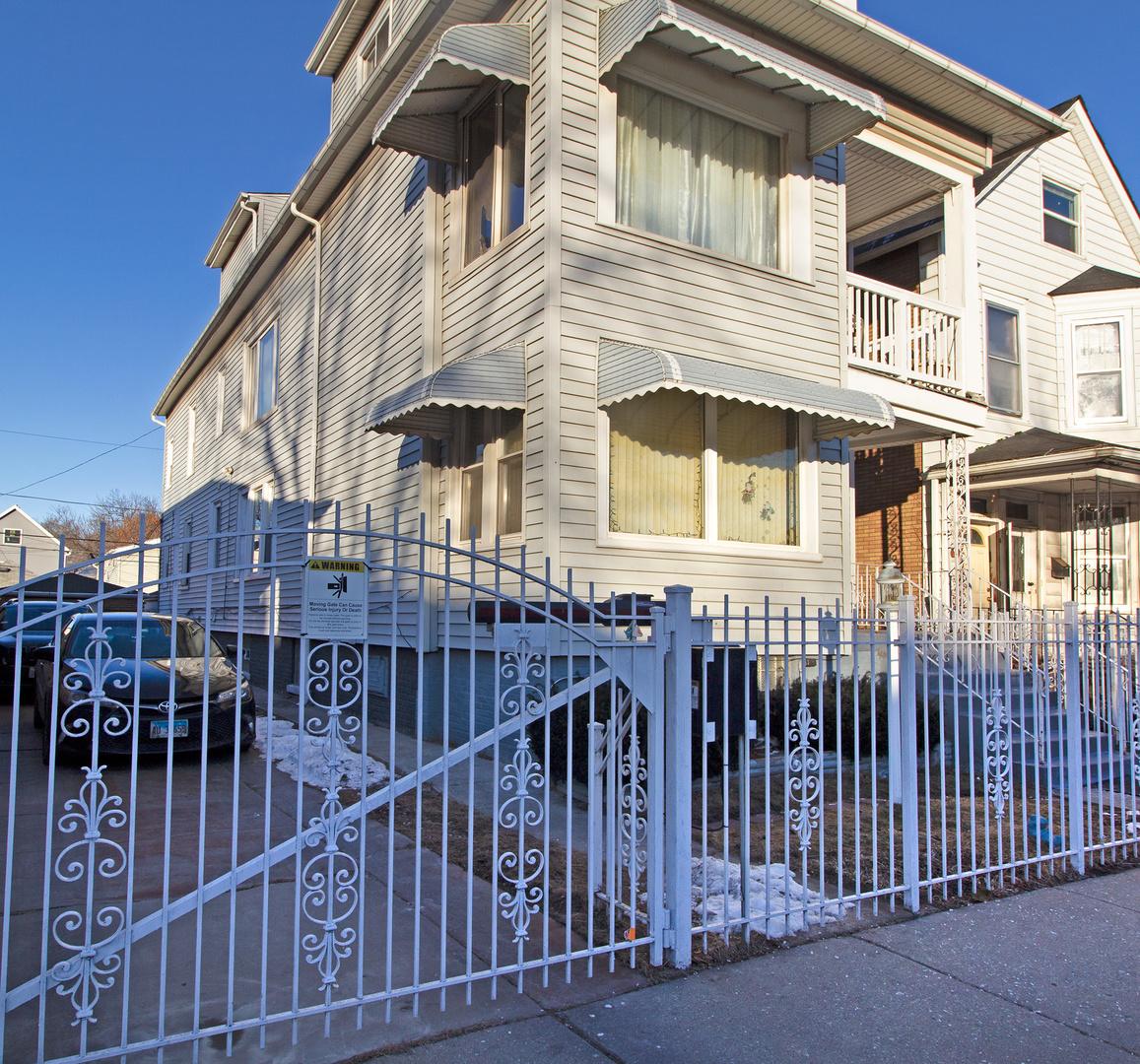 [Address Hidden by Seller], Chicago, IL 60617