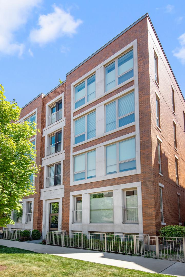 2749 N Lakewood Ave. #2S, Chicago, IL 60614