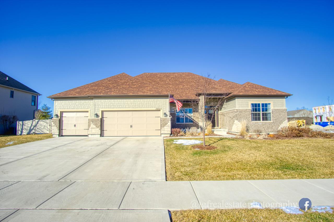 16523 S Mueller Cir., Plainfield, IL 60586