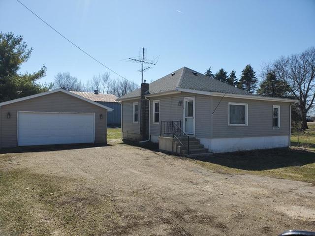 1261 Market St., Nachusa, IL 61021