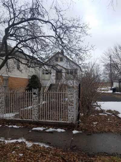 8521 S Mackinaw Ave., Chicago, IL 60638