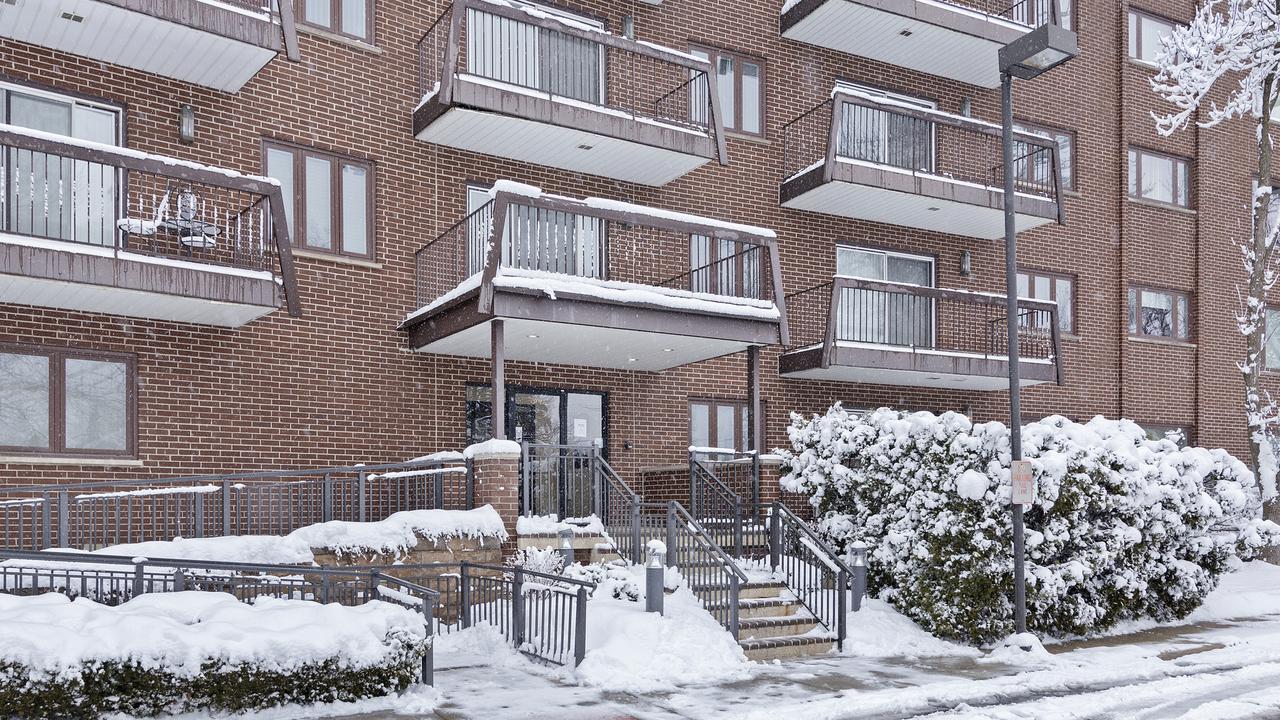 300 E Dundee Rd. #309, Buffalo Grove, IL 60089
