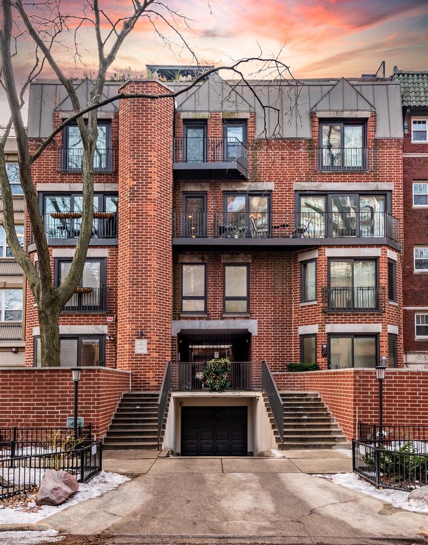 2736 N Hampden Ct. #102, Chicago, IL 60614