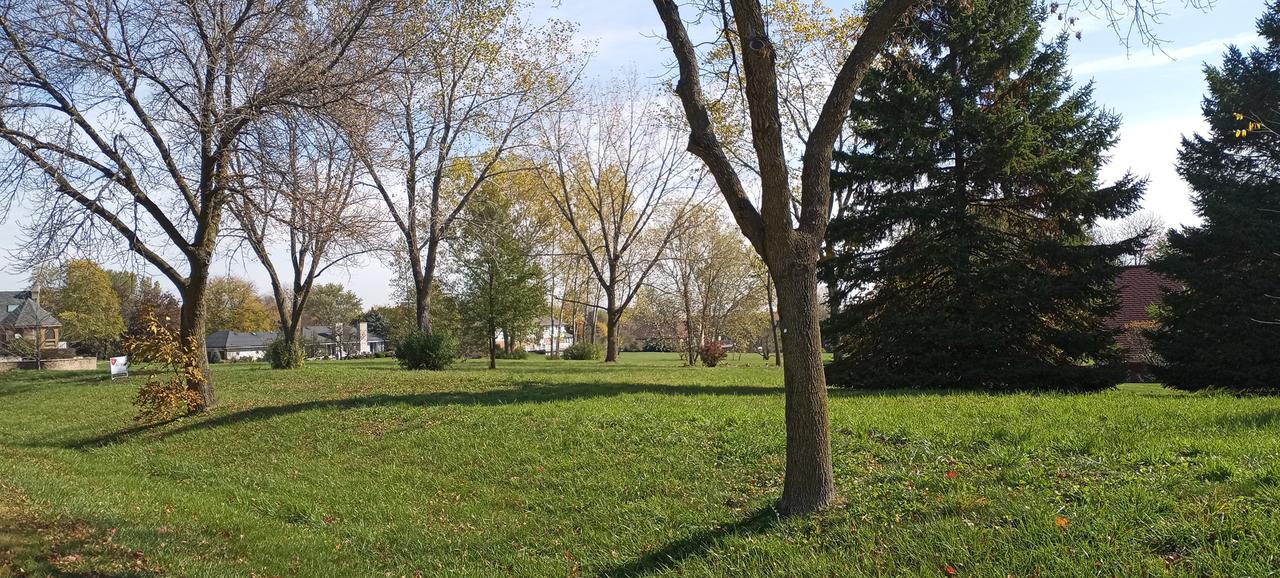 19 S Liberty Dr., South Barrington, IL 60010