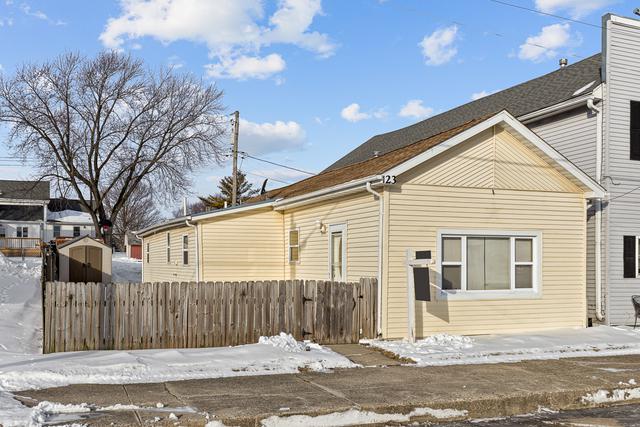 123 Main St., Kingston, IL 60145