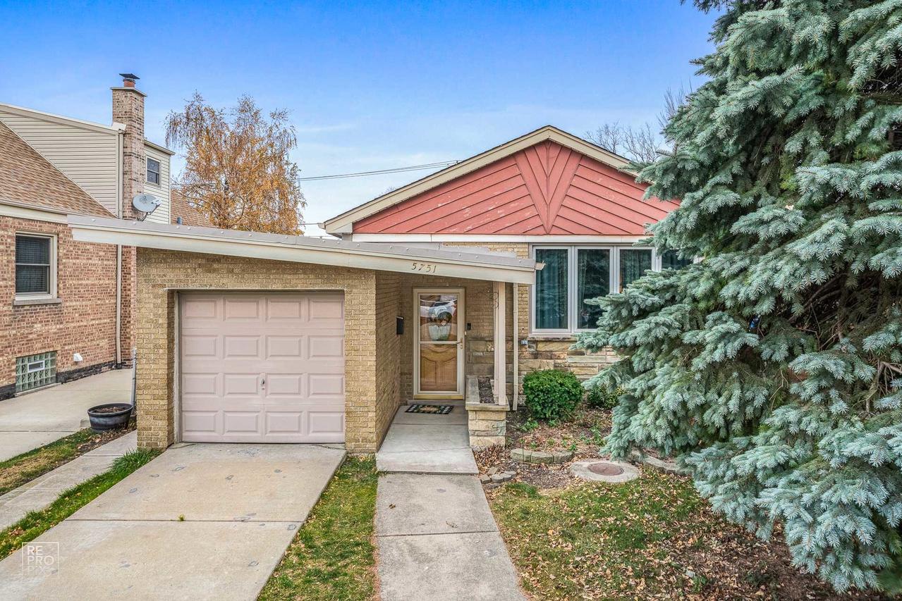 5751 S Newcastle Ave., Chicago, IL 60638
